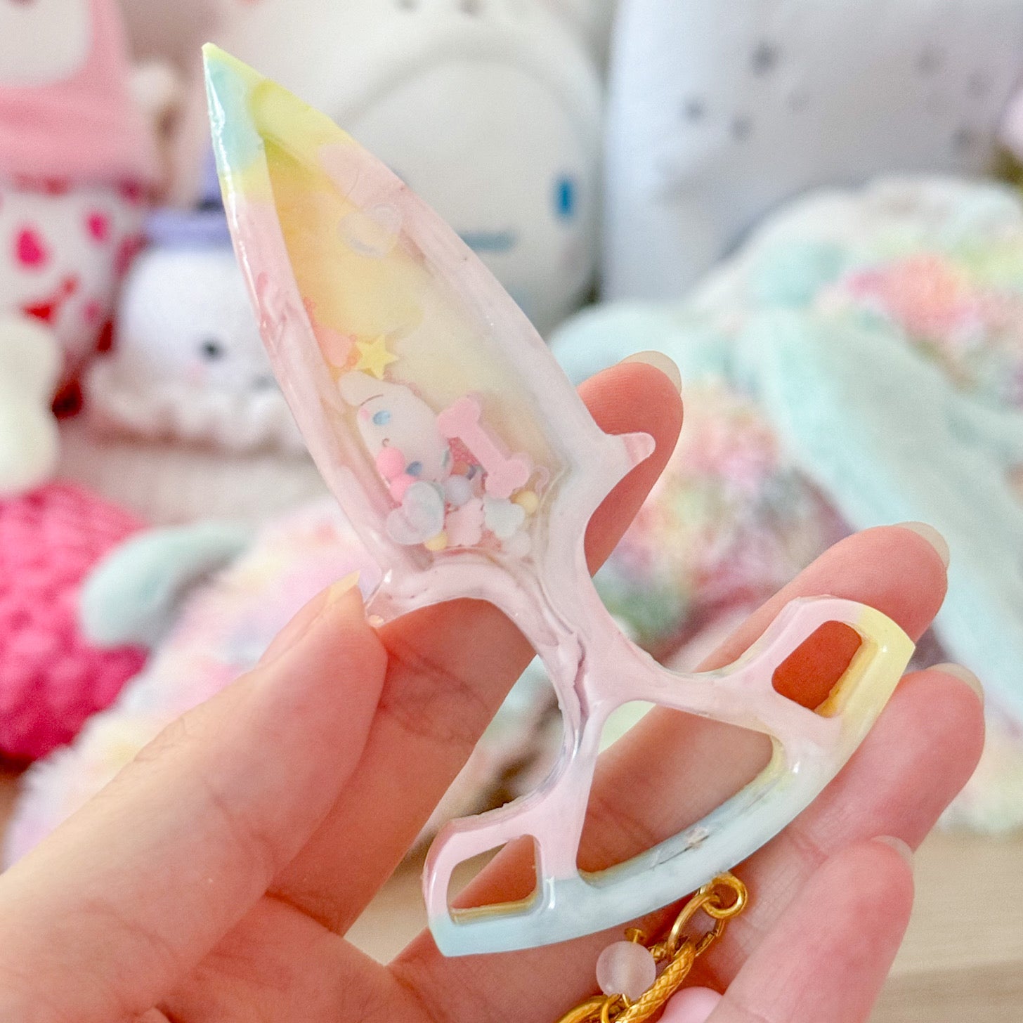Cinna Pastel Shaker Keychain