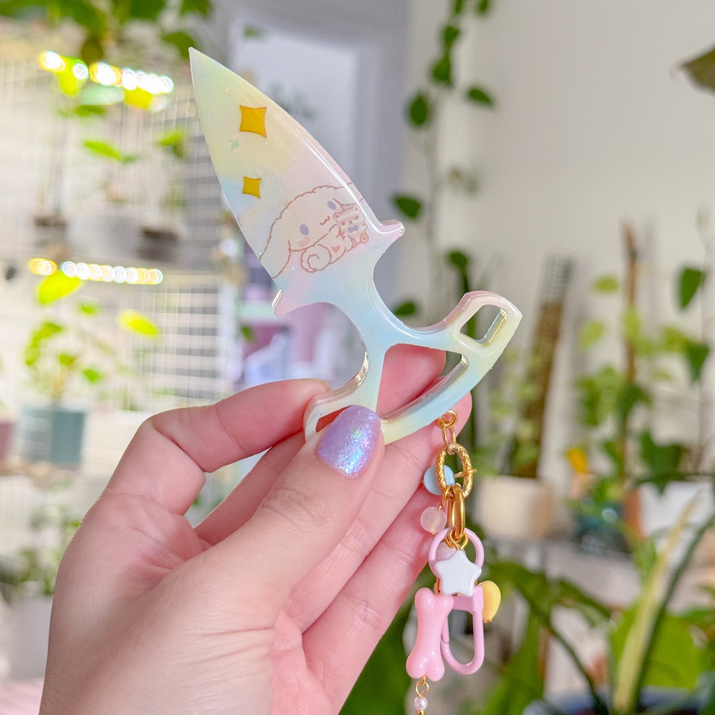 Cinna Pastel Shaker Keychain